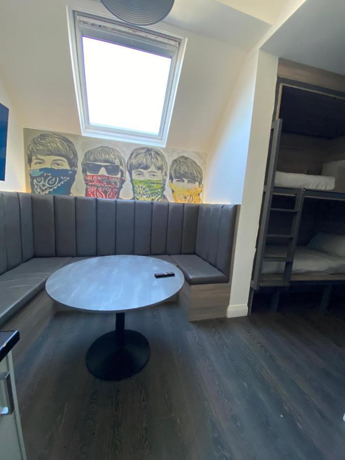 Aparthotel Eleanor Rigby Apts Stanley Street 4*